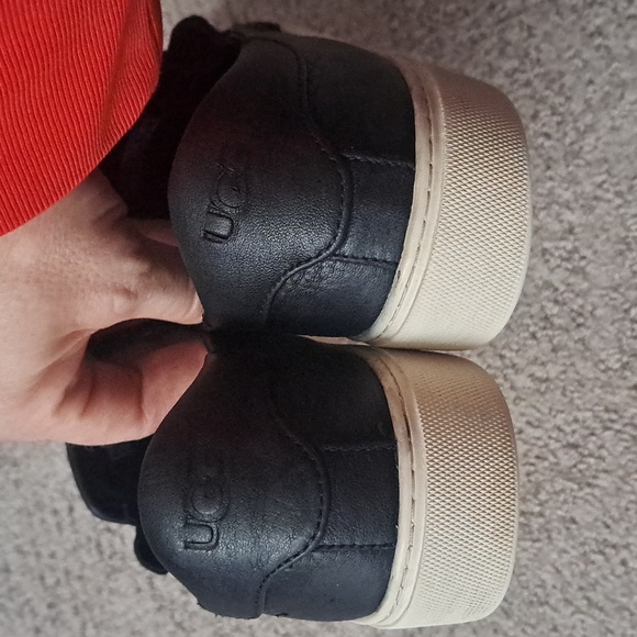 UGG Jass Slip On Sneaks - Picture 6 of 12